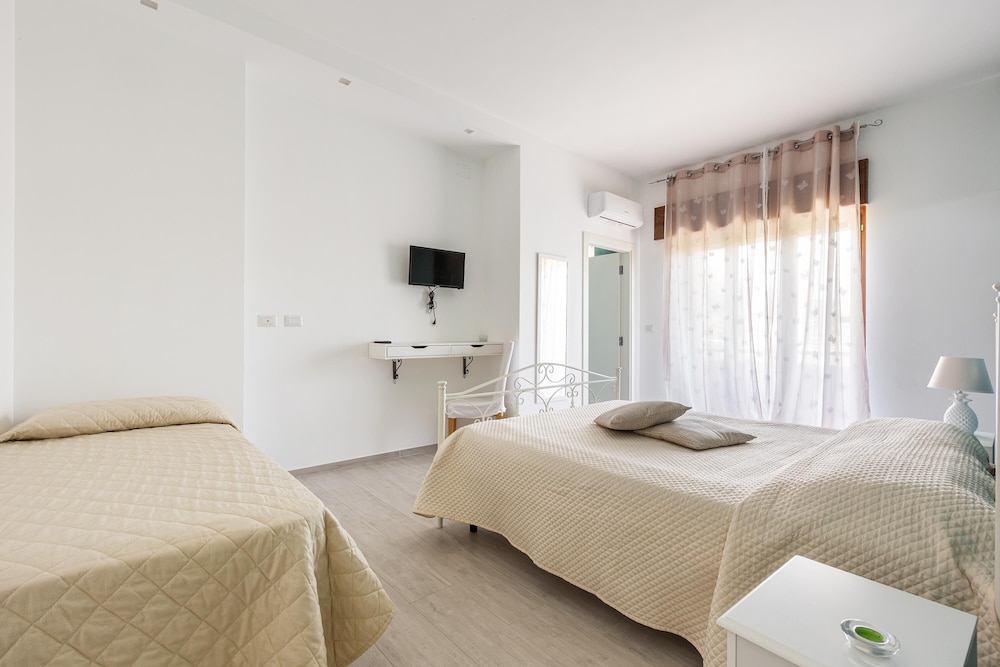 Villa photo 1