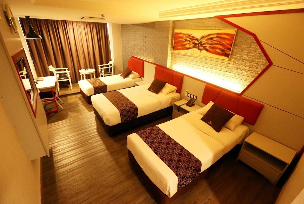 Deluxe Triple Room - Photo 3