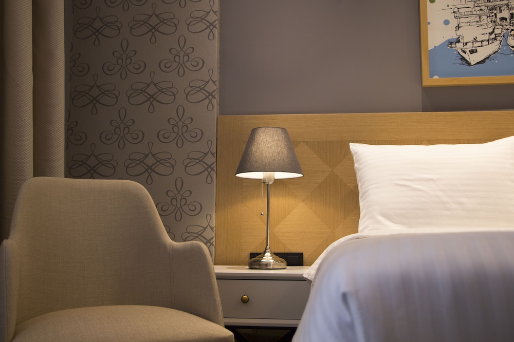 Standard Double or Twin Room photo 3