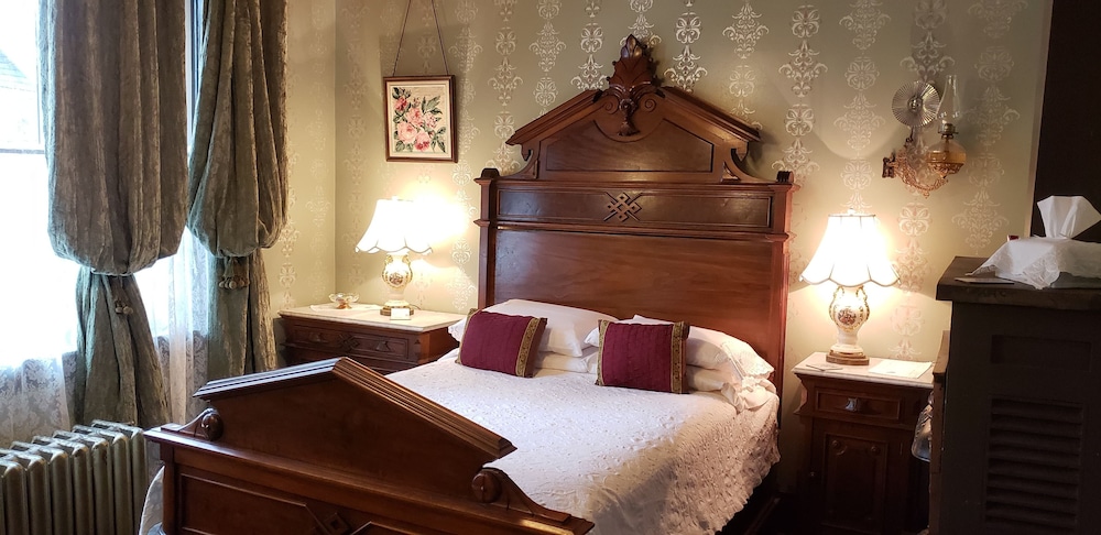 Economy Double Room, Private Bathroom (Williams Room) photo 1