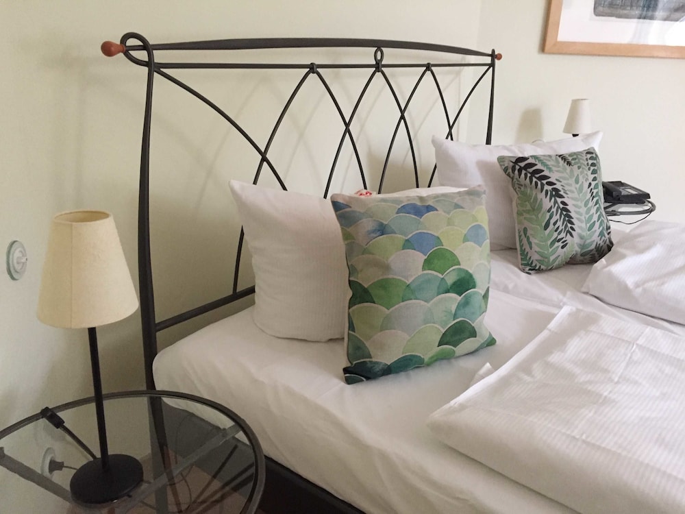 Standard Double Room photo 2