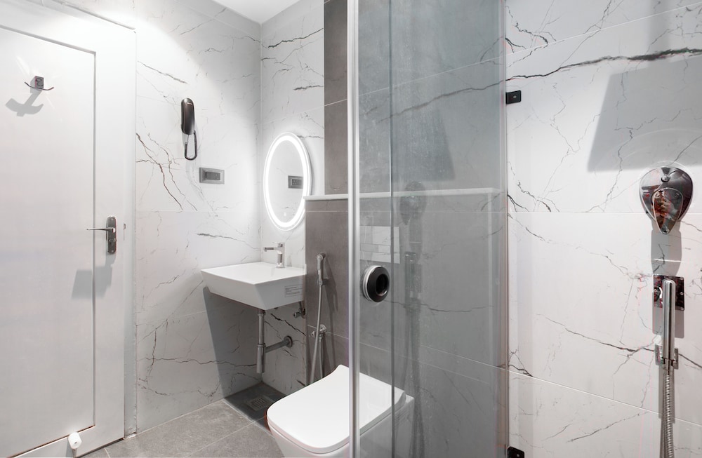 Executive Double Room - Photo 10