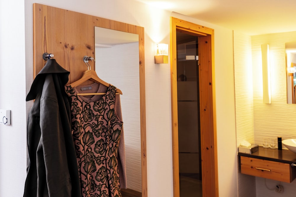 Traditional Suite, Hot Tub - Photo 14
