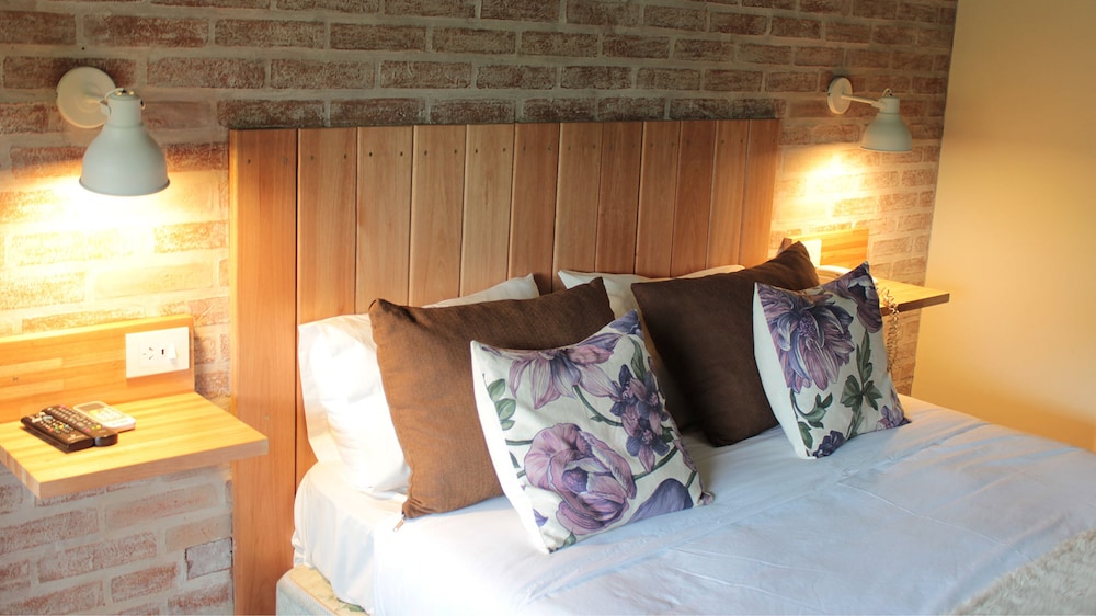 Standard Room - Photo 1