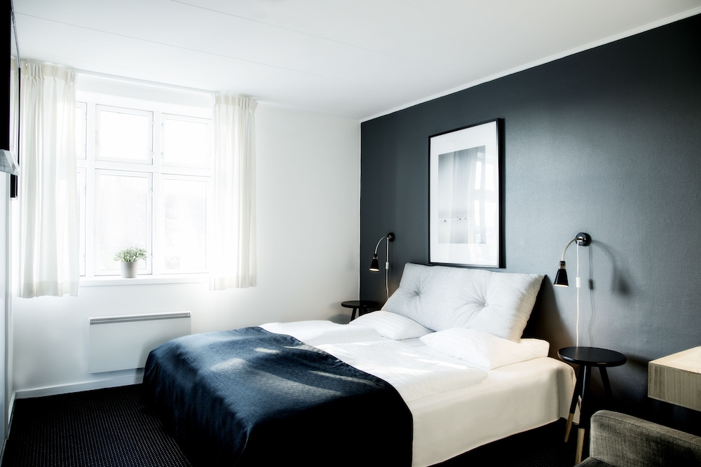 Double Room, 1 Double Bed (1. sal/first floor) photo 1