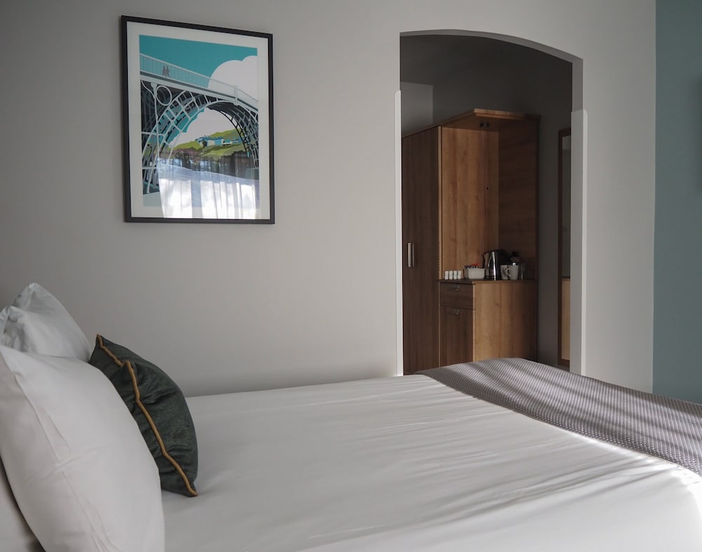 Premium Room, 1 Double Bed - Photo 8