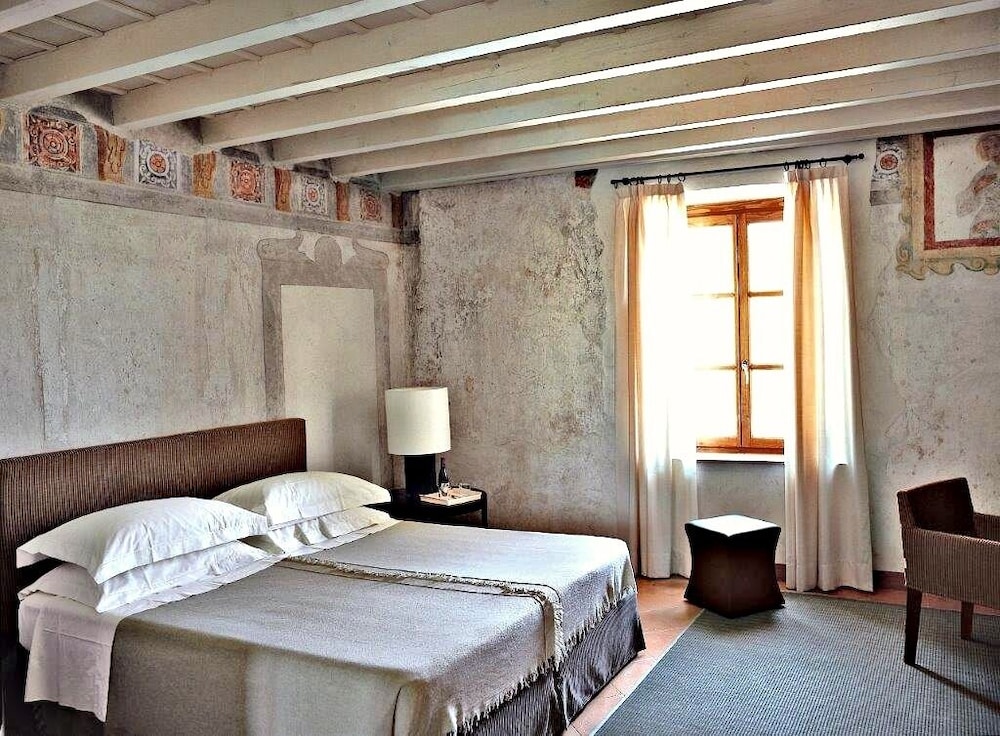 Junior Studio Suite