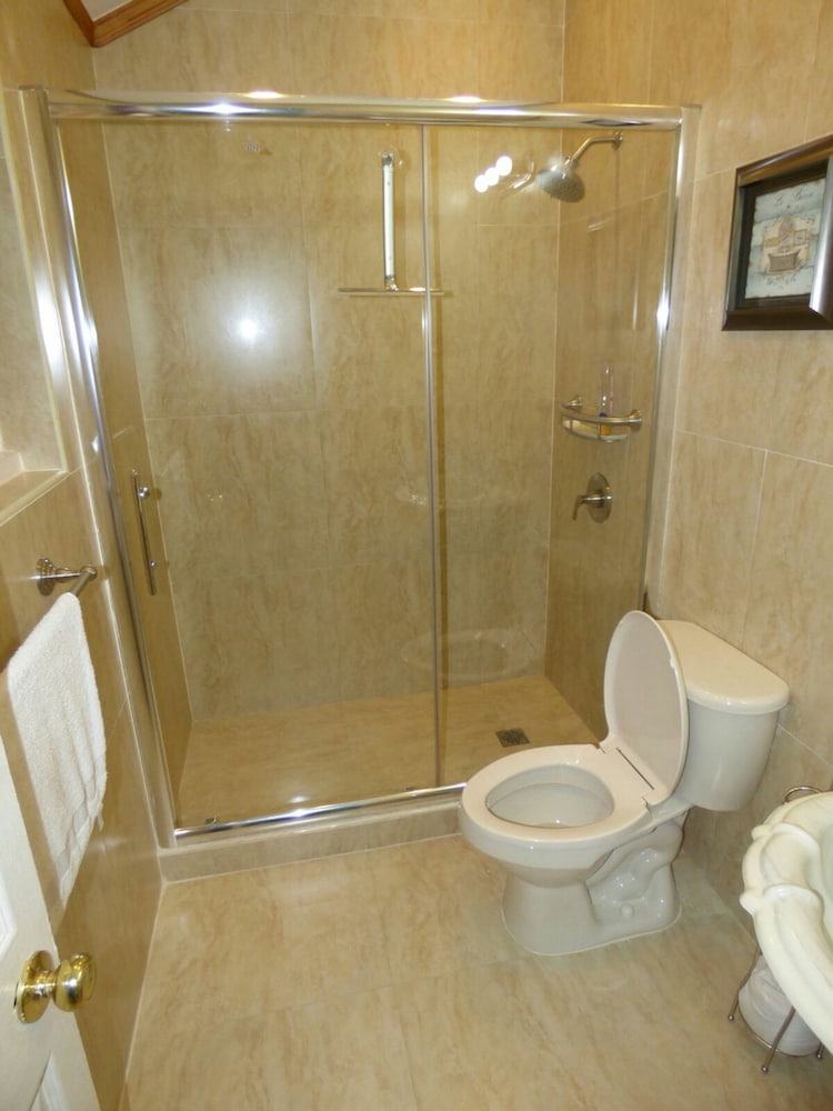 Luxury Apartment, 1 Bedroom, Ocean View, Beachfront