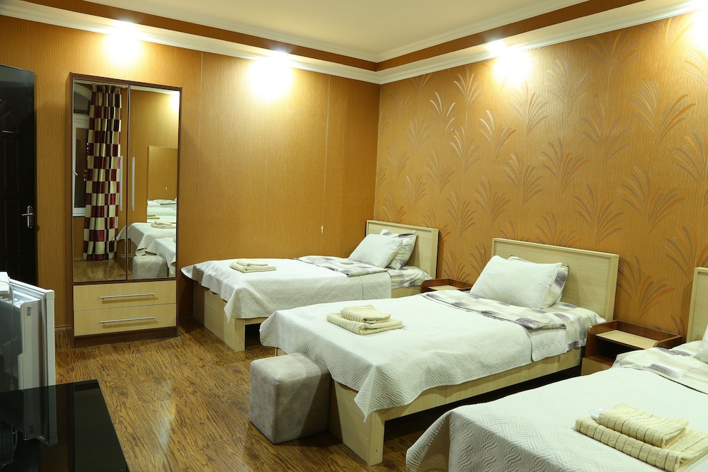 Classic Triple Room