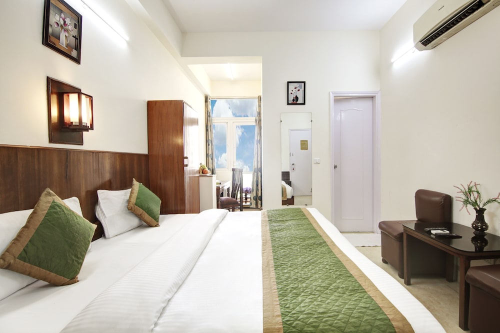 Deluxe Double Room, Balcony, Garden View