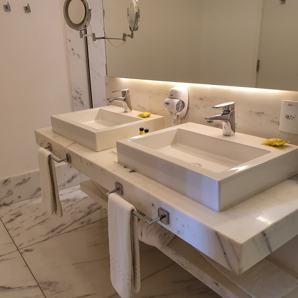Luxury Twin Bed
