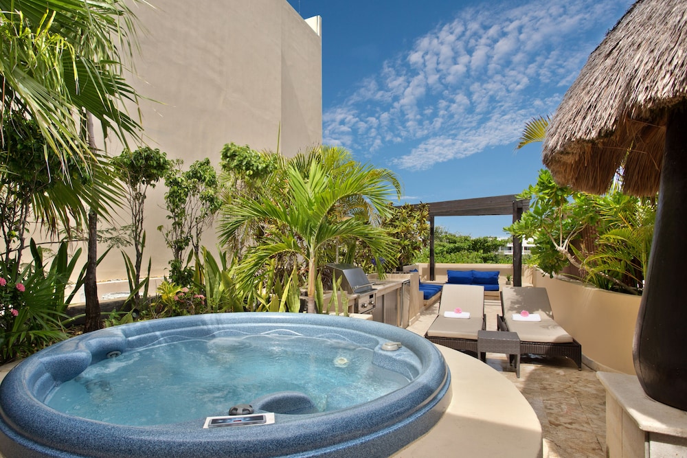 Family Penthouse, 3 Bedrooms, Terrace - Photo 1