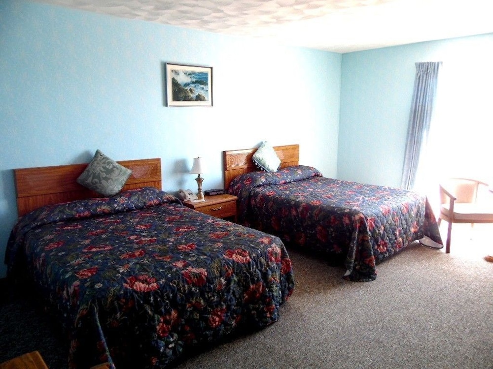 Double Room, 2 Double Beds, Balcony photo 3