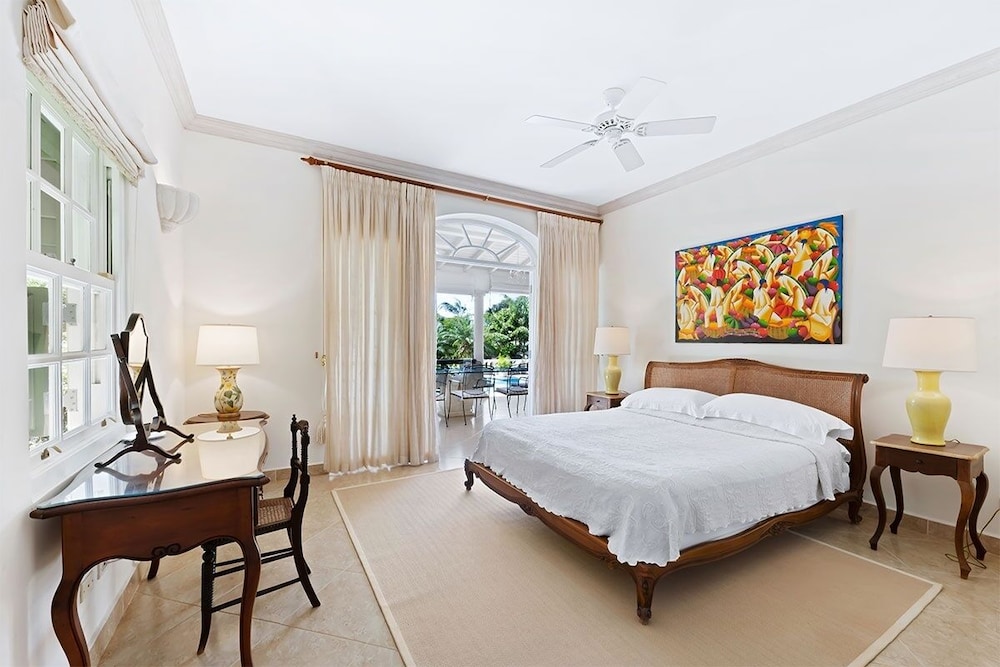 Villa, 4 Bedrooms photo 2