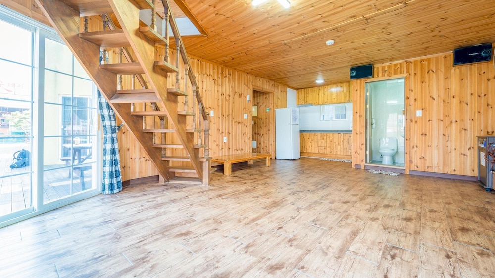 Basic Room, 1 Bedroom (Yellow(Single house)) - Photo 5