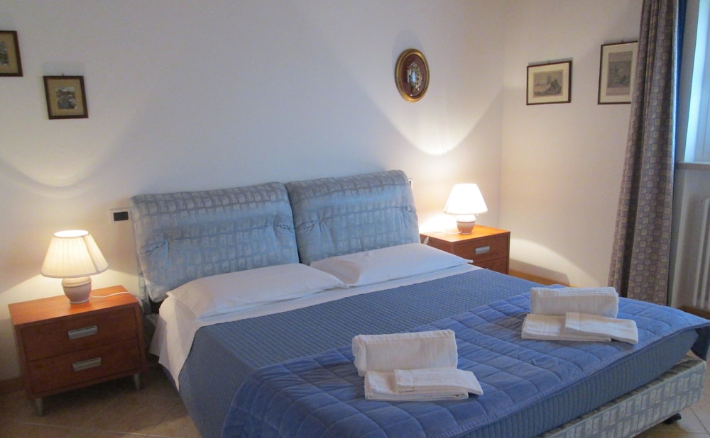 Apartment, 2 Bedrooms, Balcony, Tower