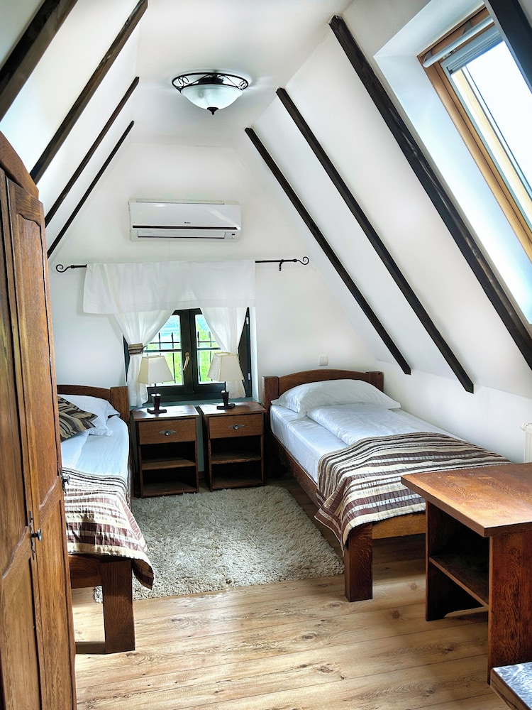 Twin Room, Garden View photo 3