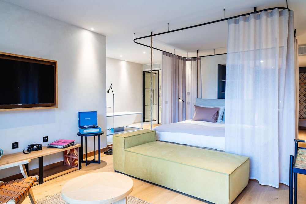 Junior Suite (Nature View)