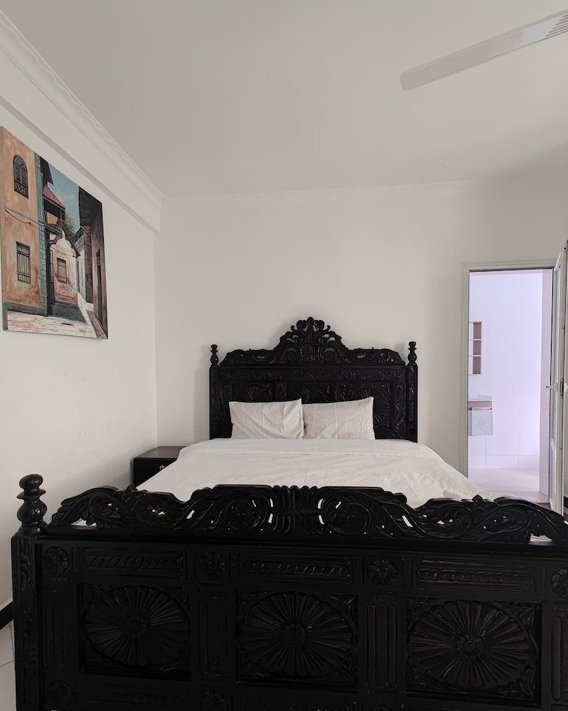Deluxe Apartment, 3 Bedrooms, City View