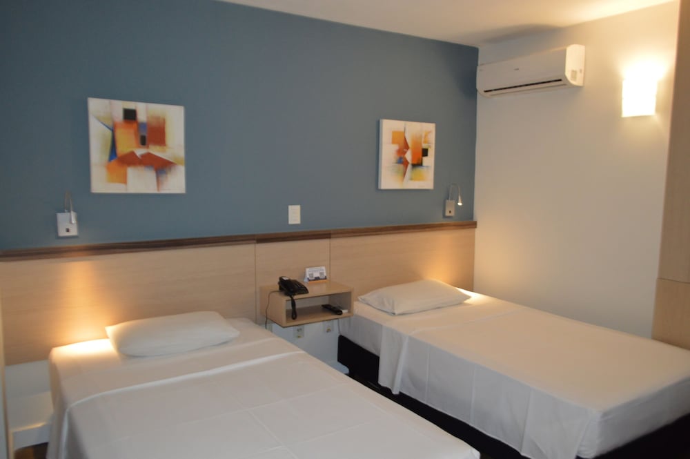 Superior Single Room, 2 Twin Beds - Photo 1