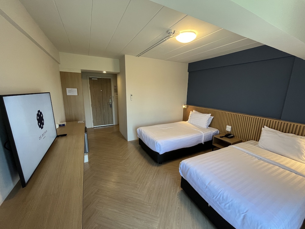 Superior Twin Room photo 2