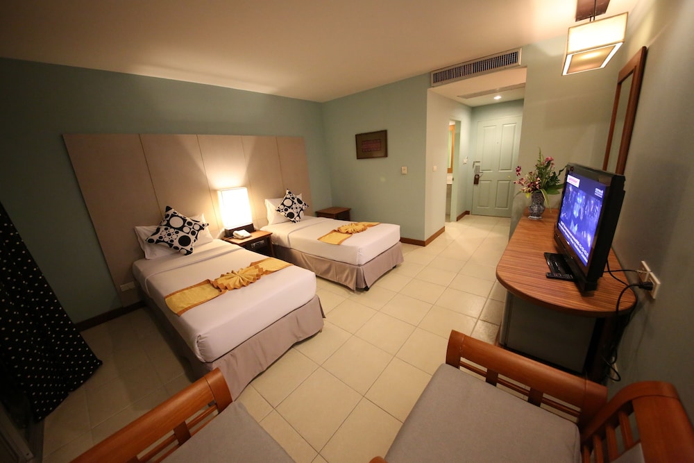Superior Room, Garden View - Photo 3