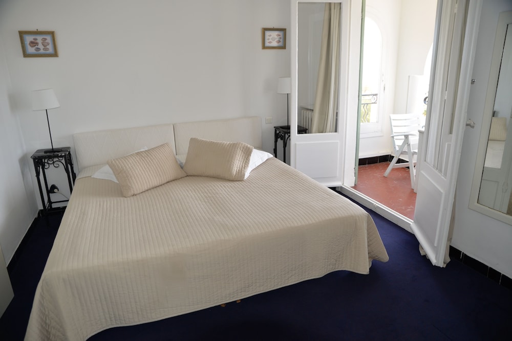 Classic Double Room, Balcony, Sea View photo 3