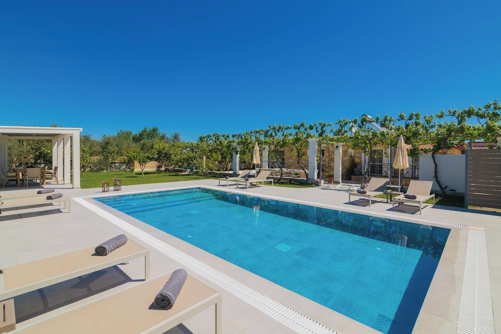 Villa, 3 Bedrooms, Patio, Garden View