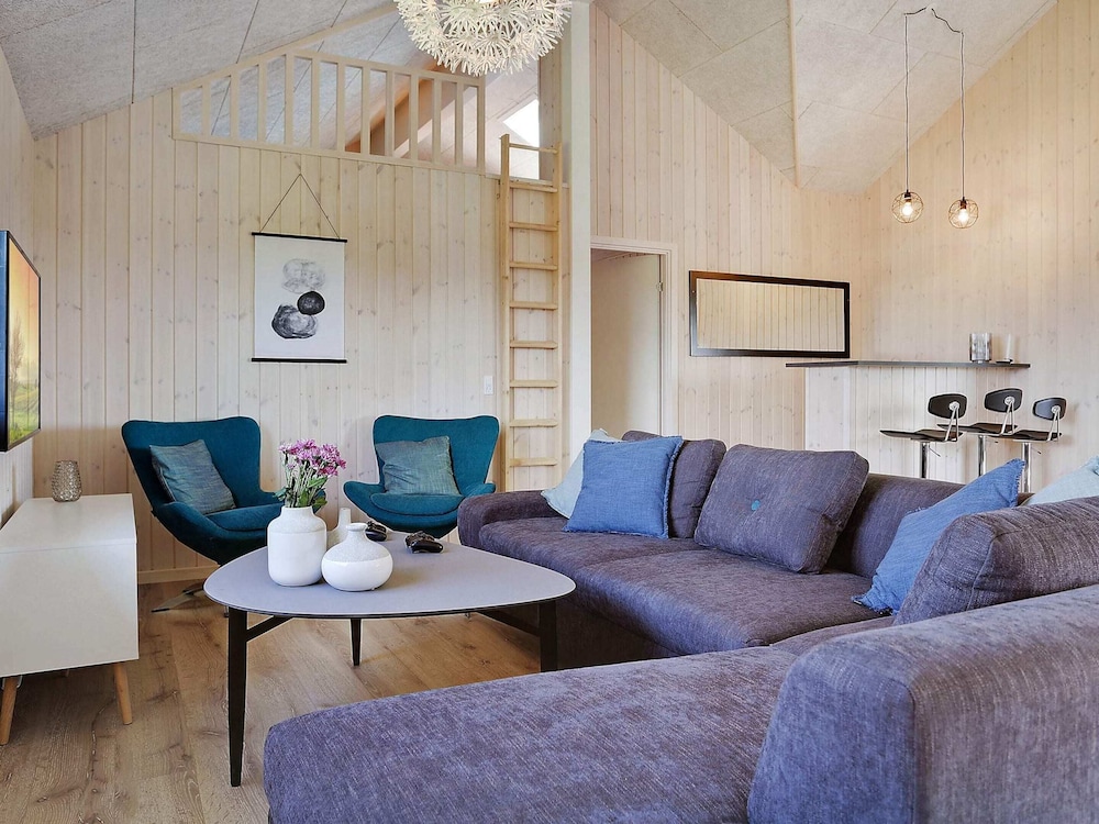 House photo 2