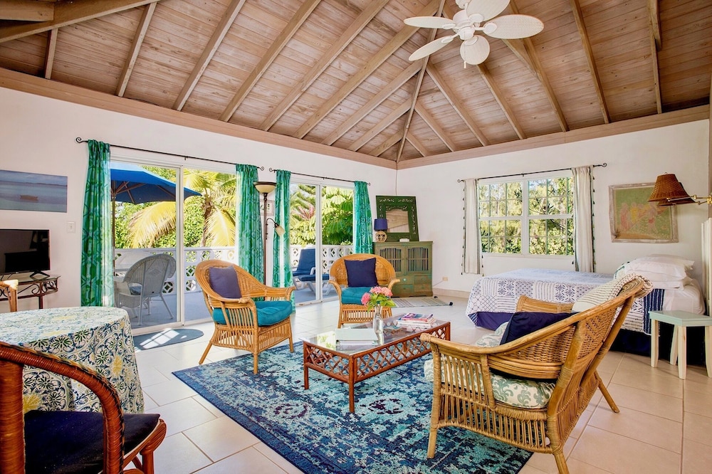 Villa photo 3