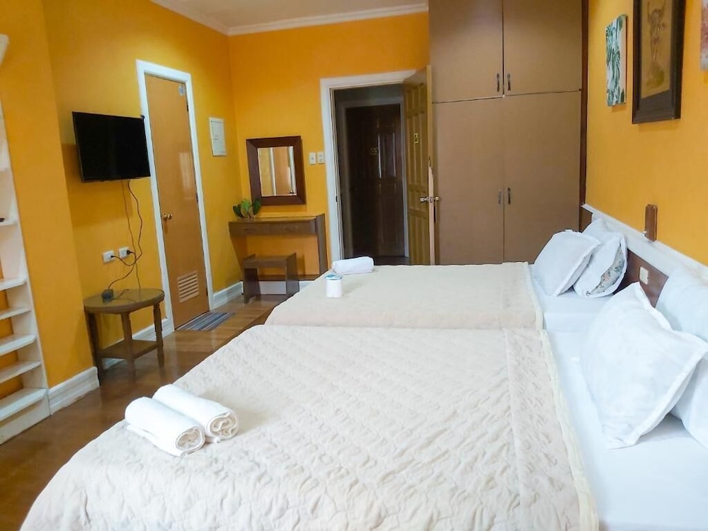 Family Double Room, 2 Double Beds photo 2