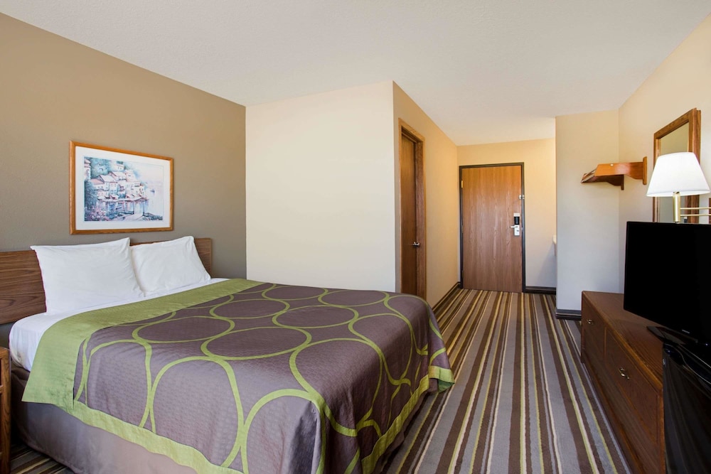 Room, 2 Double Beds, Non Smoking - Photo 5