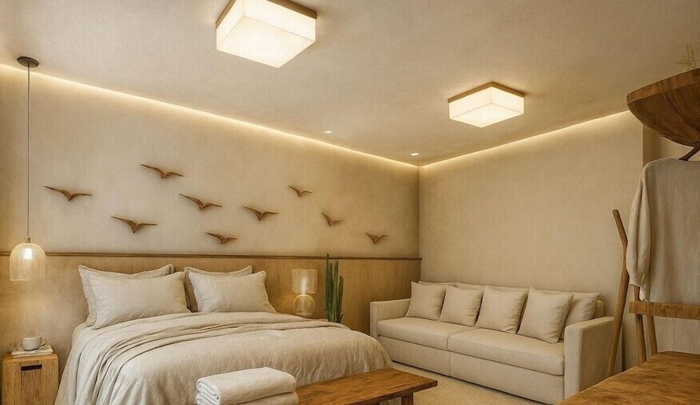 Luxury Room, 1 King Bed with Sofa bed photo 2