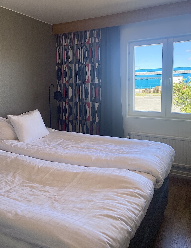 Standard Room photo 2