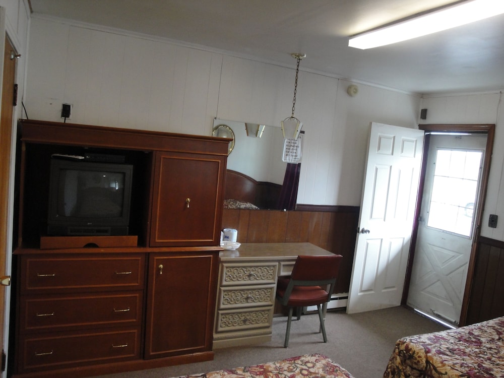 Standard Room, 2 Double Beds photo 2