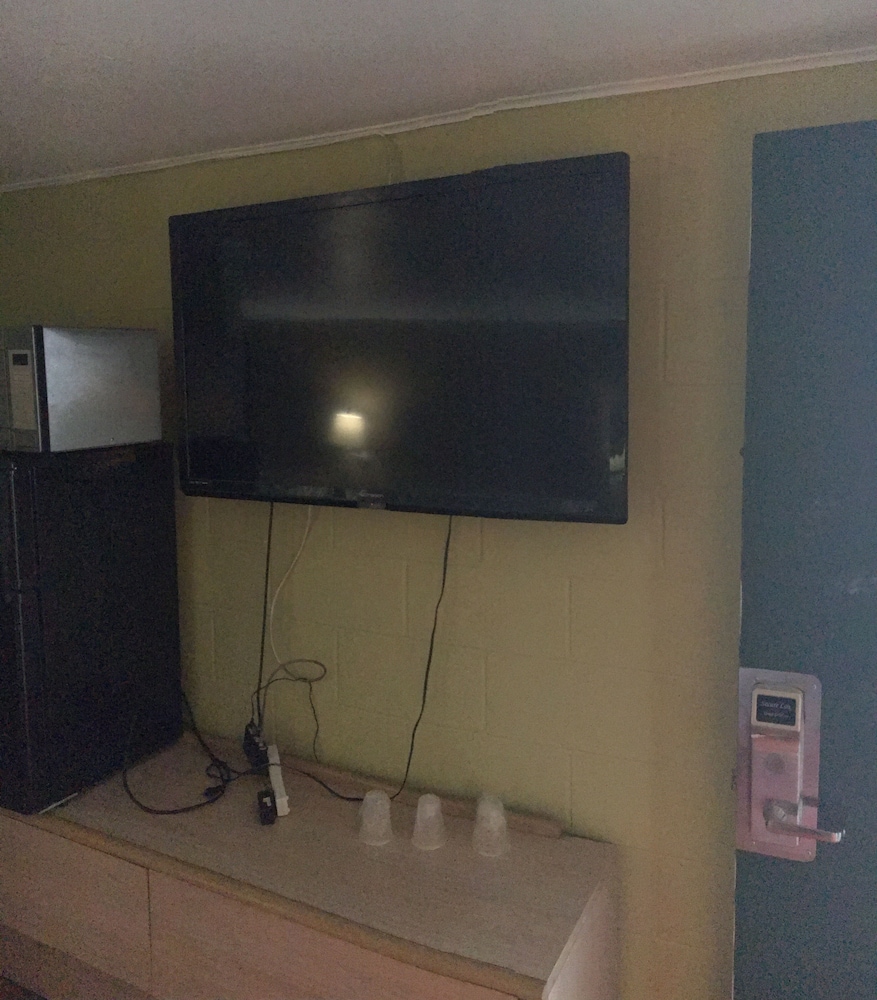 Standard Room, Multiple Beds photo 2