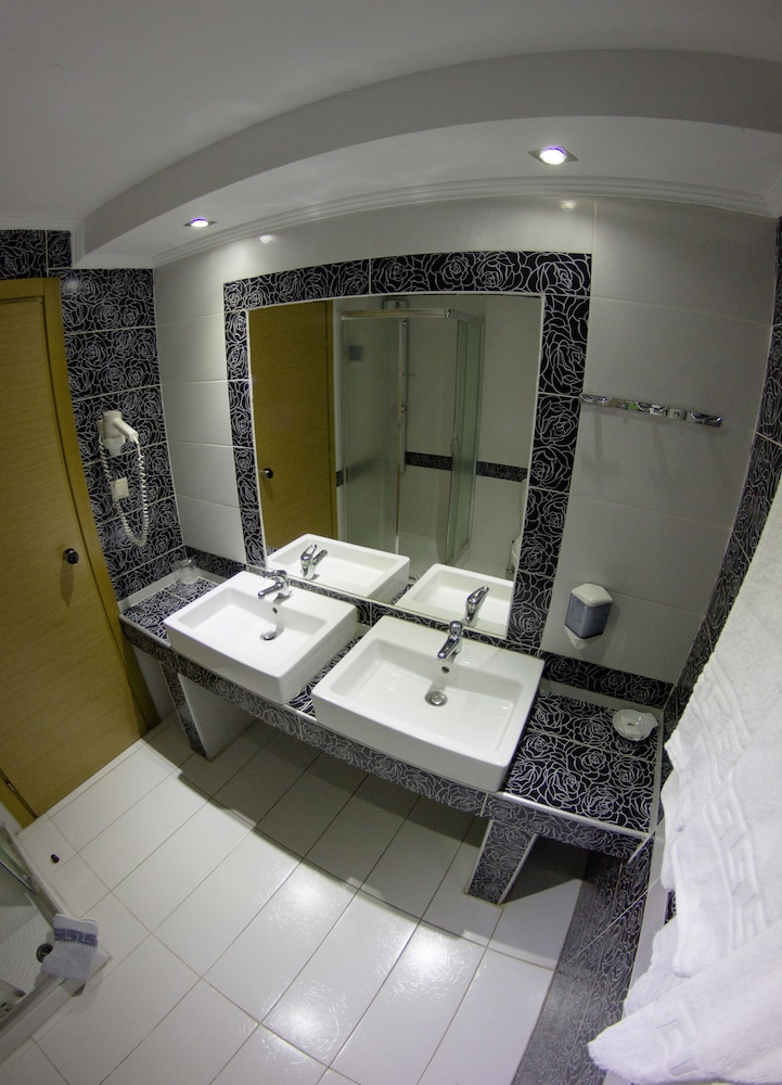 Triple Room - Photo 4