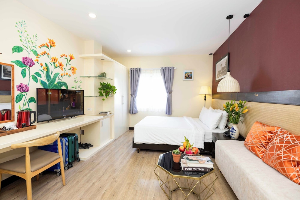 Premium Double Room, City View