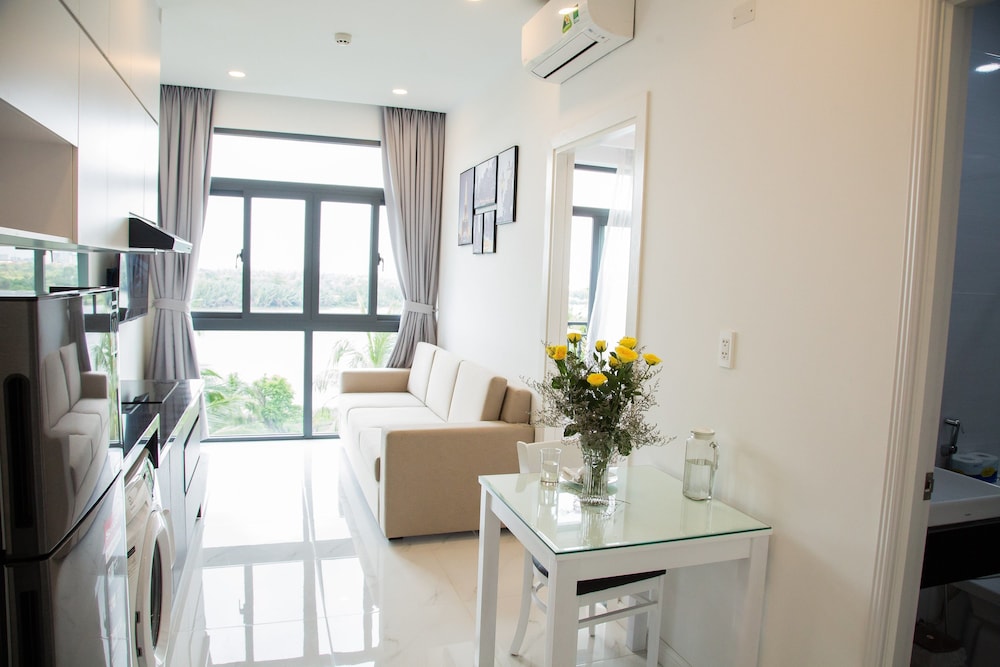 Suites Room, River View Melia (M1)