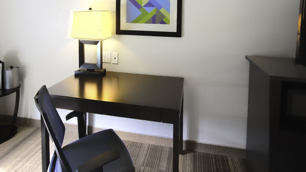 Standard Room, 2 Queen Beds, Accessible (Communications) photo 3
