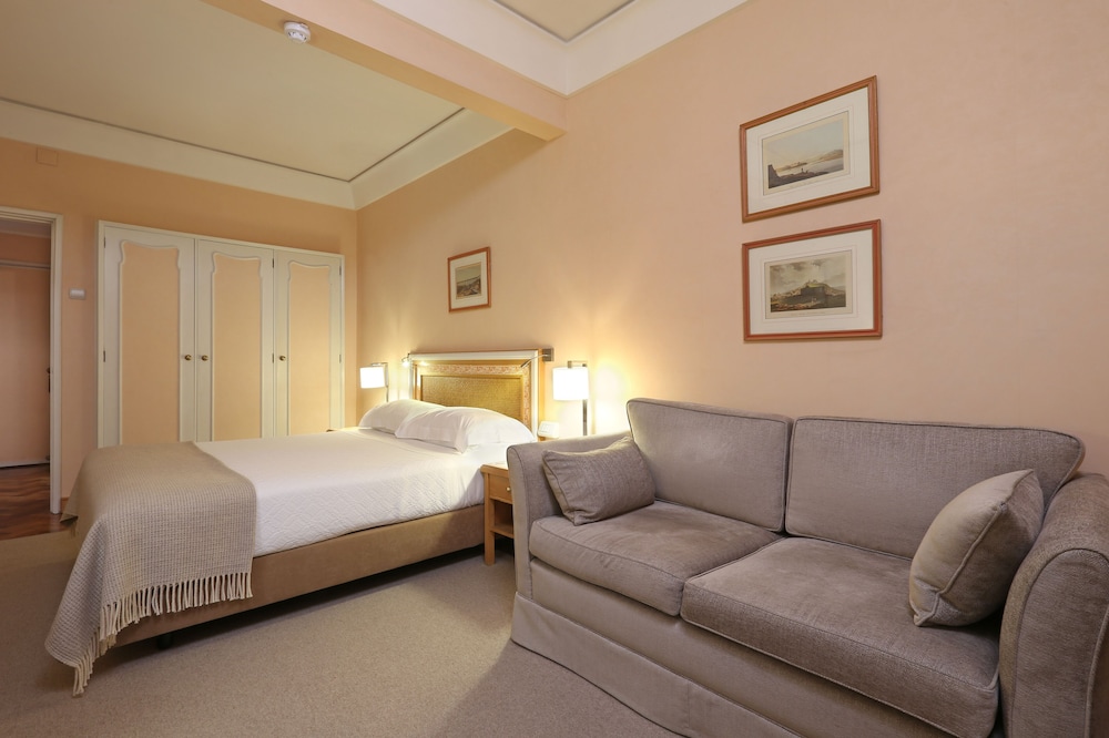 Lisboa Room - Photo 3