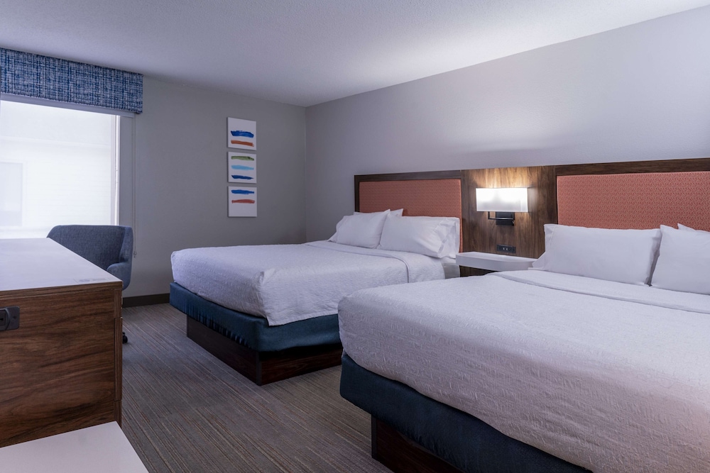 Room, 2 Queen Beds, Accessible, Non Smoking - Photo 2