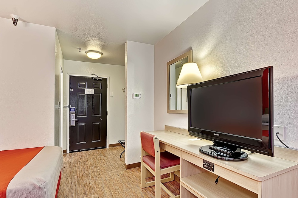 Deluxe Room, 2 Double Beds, Non Smoking, Refrigerator photo 3