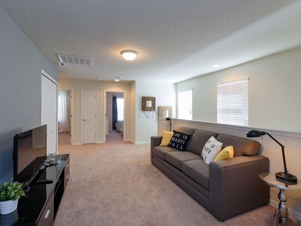 Family Townhome, Garden Area