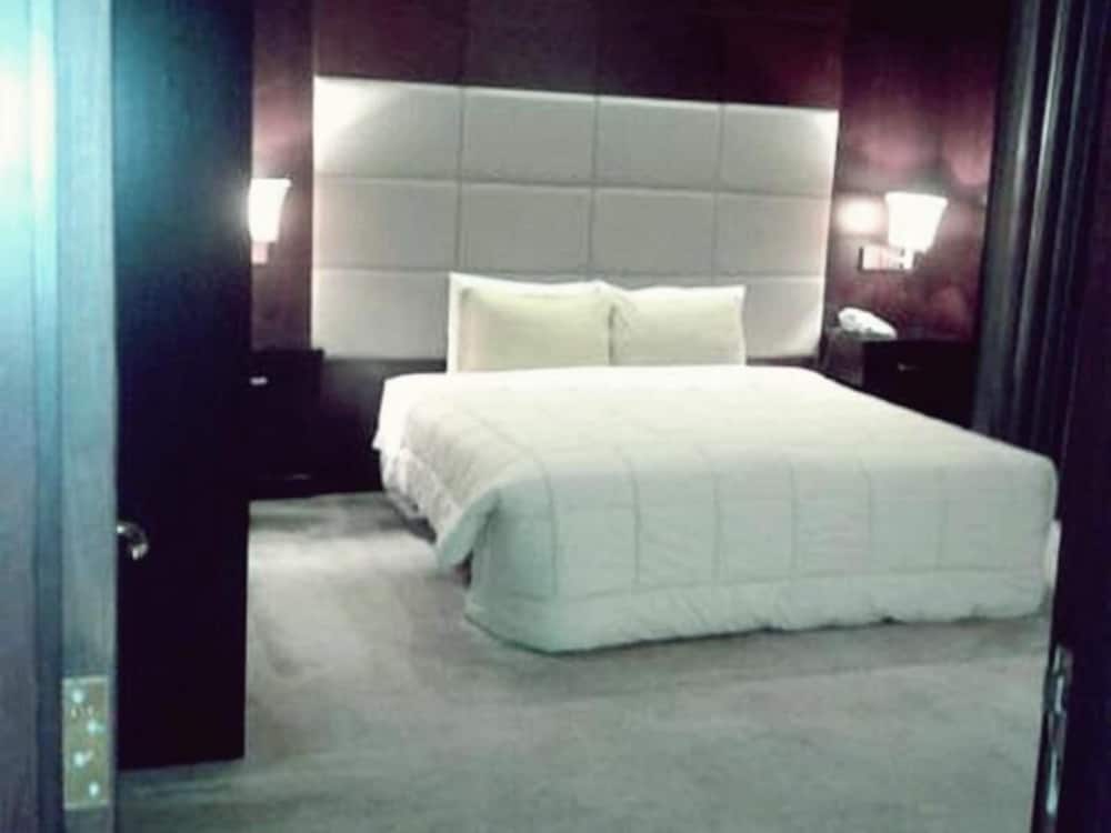 Basic Double or Twin Room