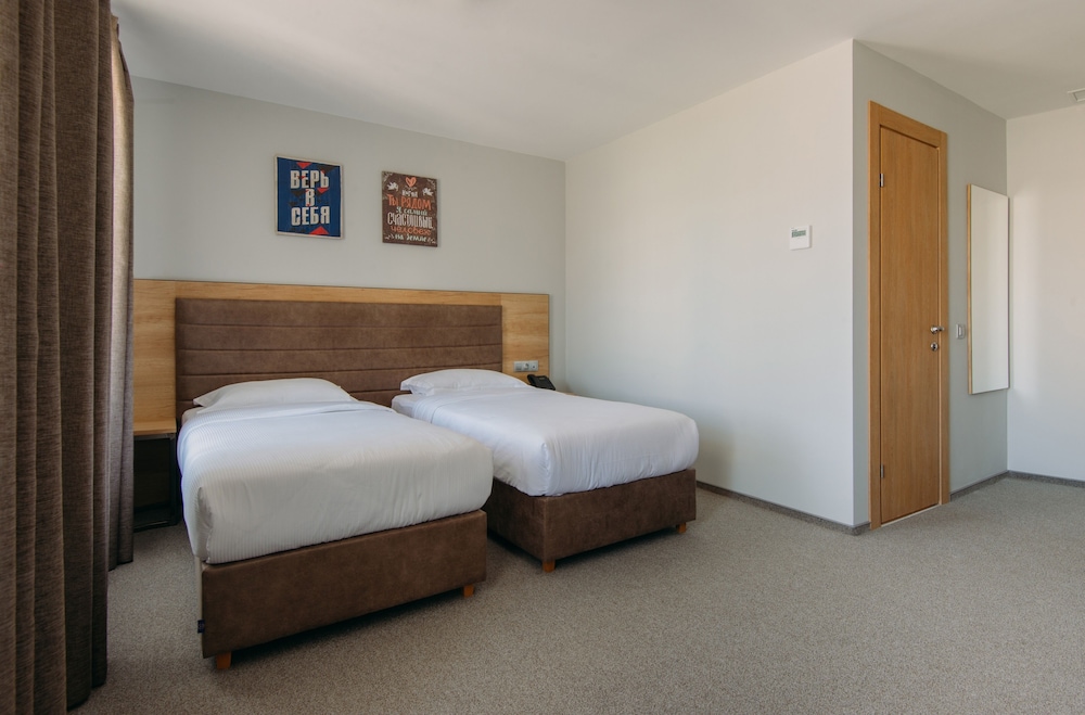 Superior Twin Room photo 3