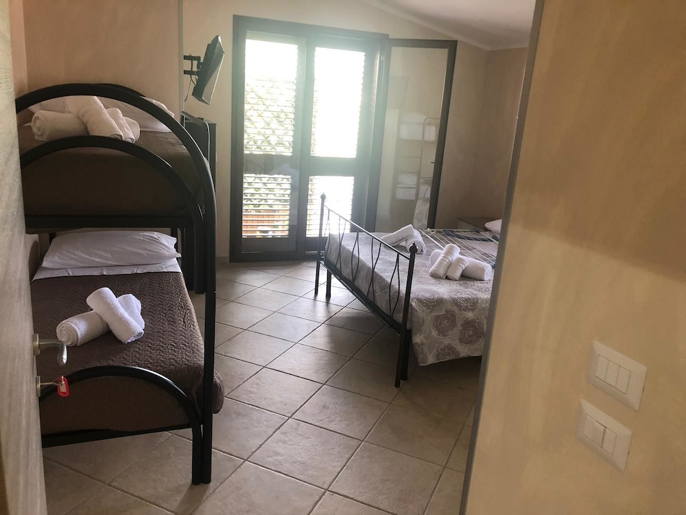 Quadruple Room photo 1