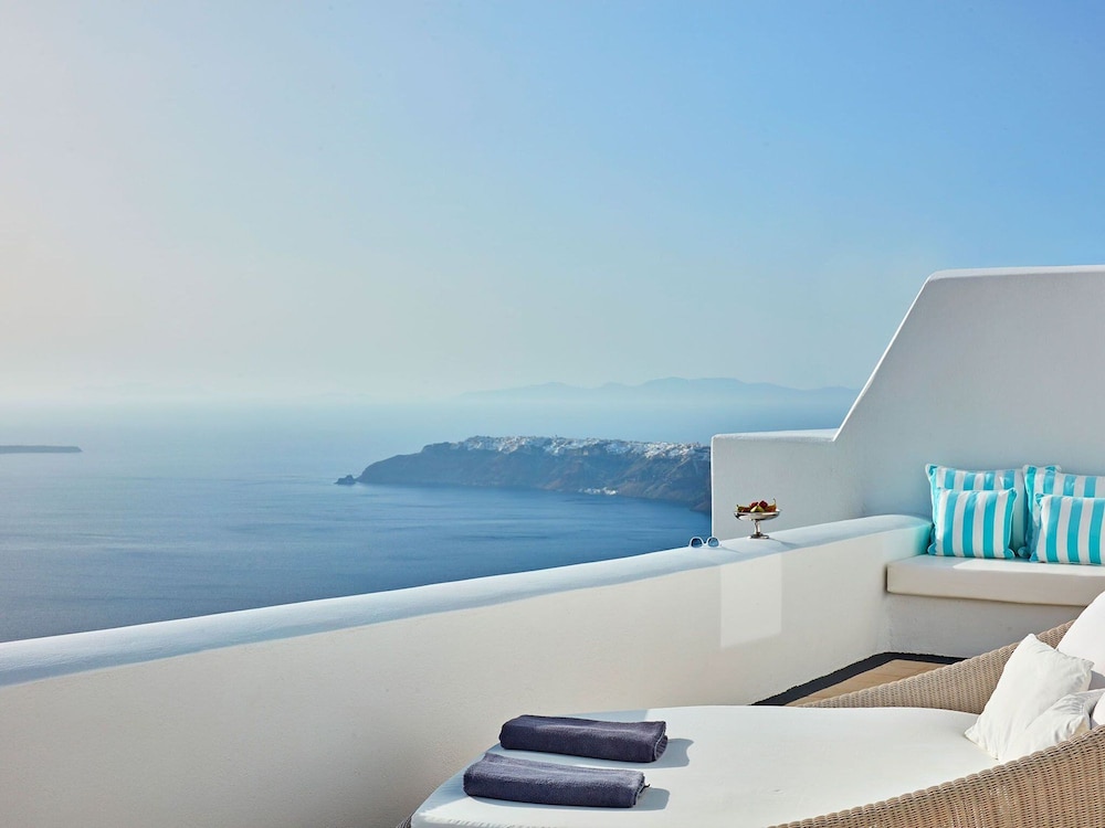 Suite, Jetted Tub (outdoor, Astra) - Photo 11