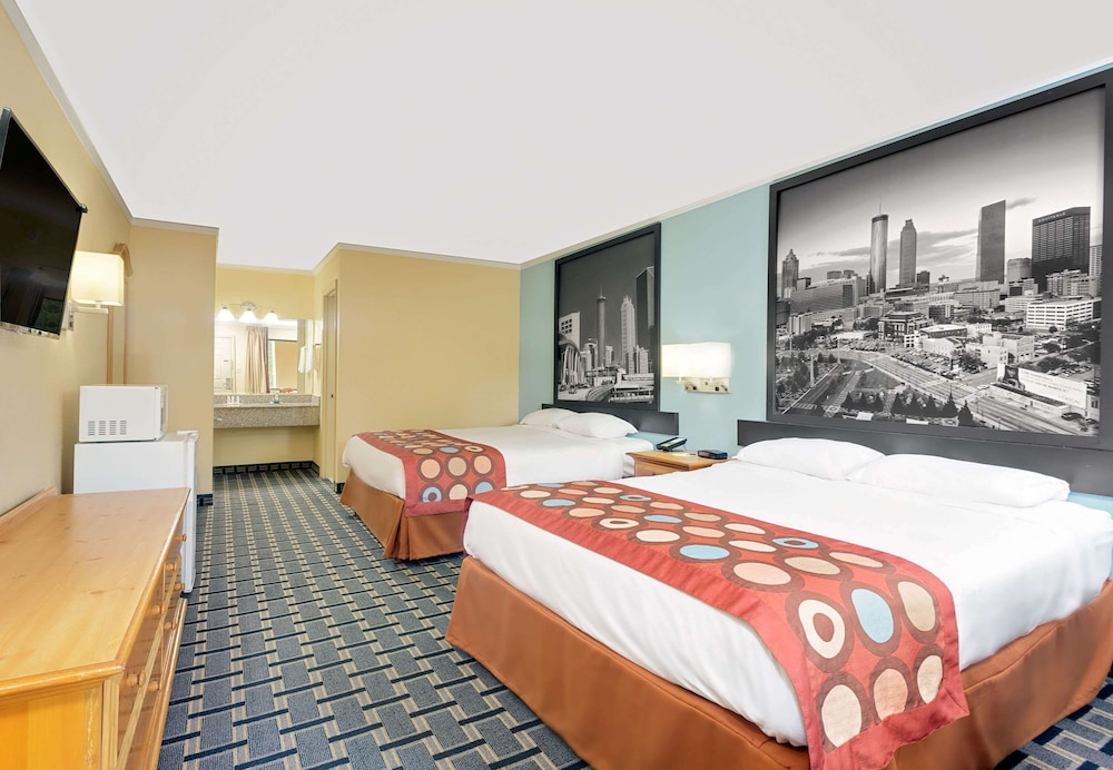 Room, 2 Queen Beds, Smoking photo 1