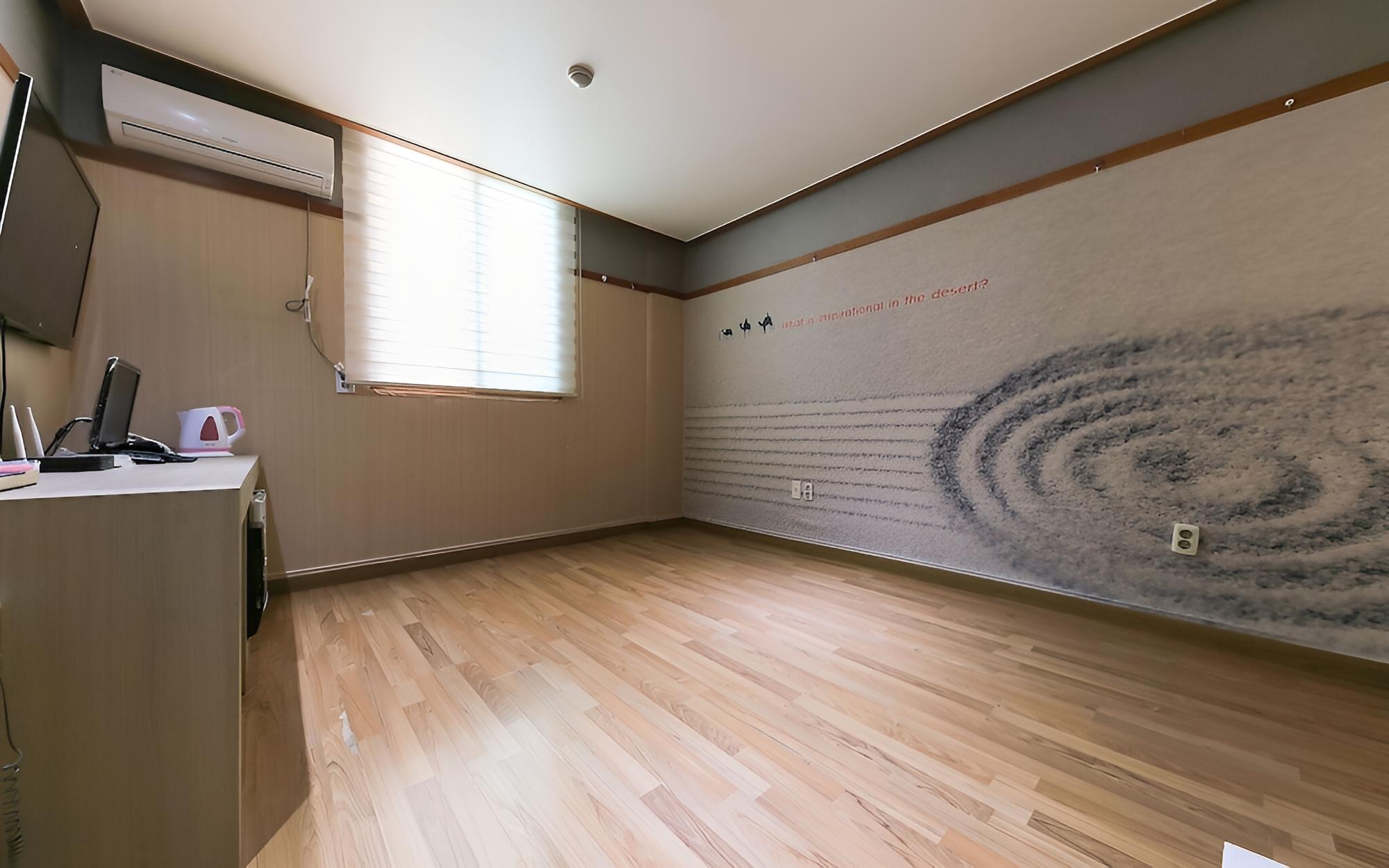 Room (Ondol Room) photo 1